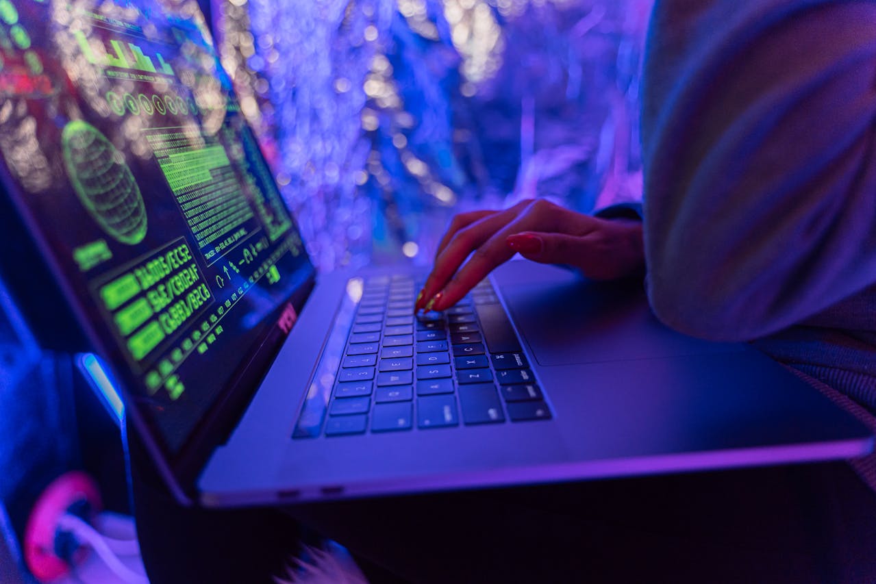 Top 10 Cybersecurity Tips for Americans to Stay Safe Online in 2026